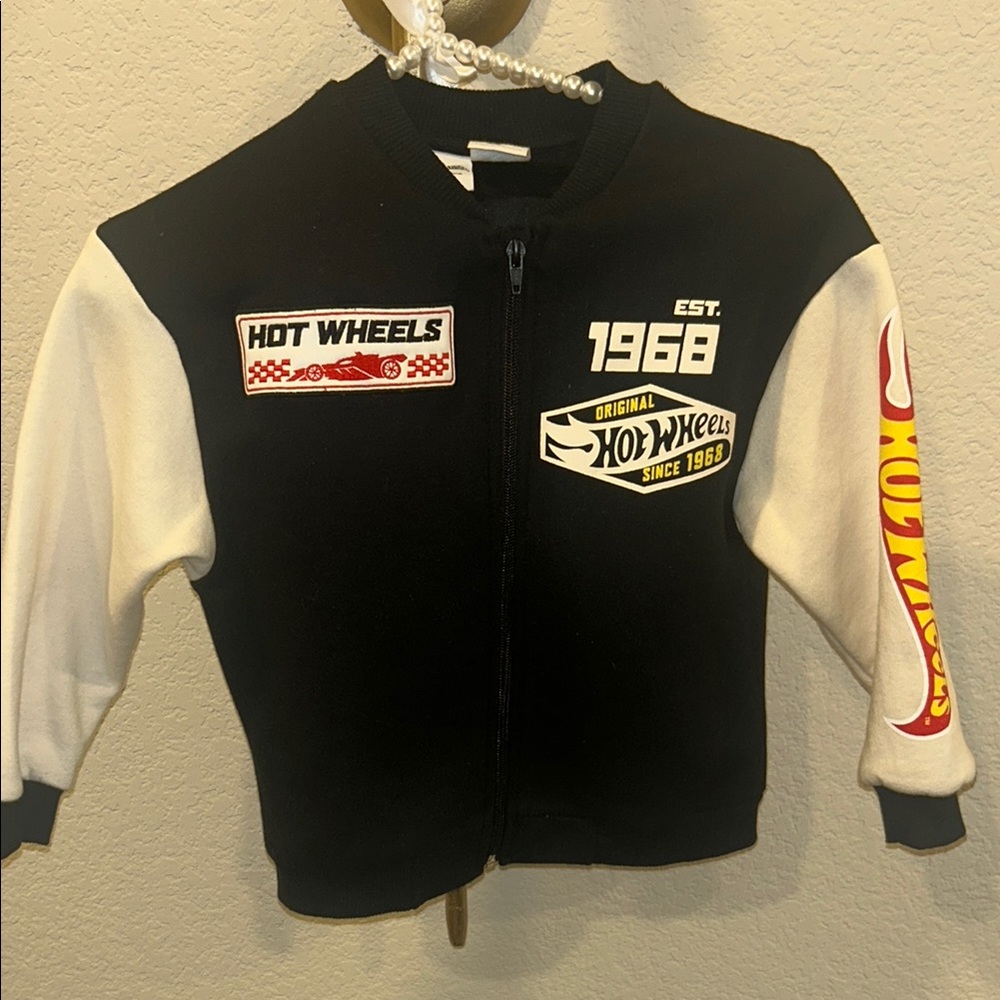 Zara Hot Wheels boys 5T jacket